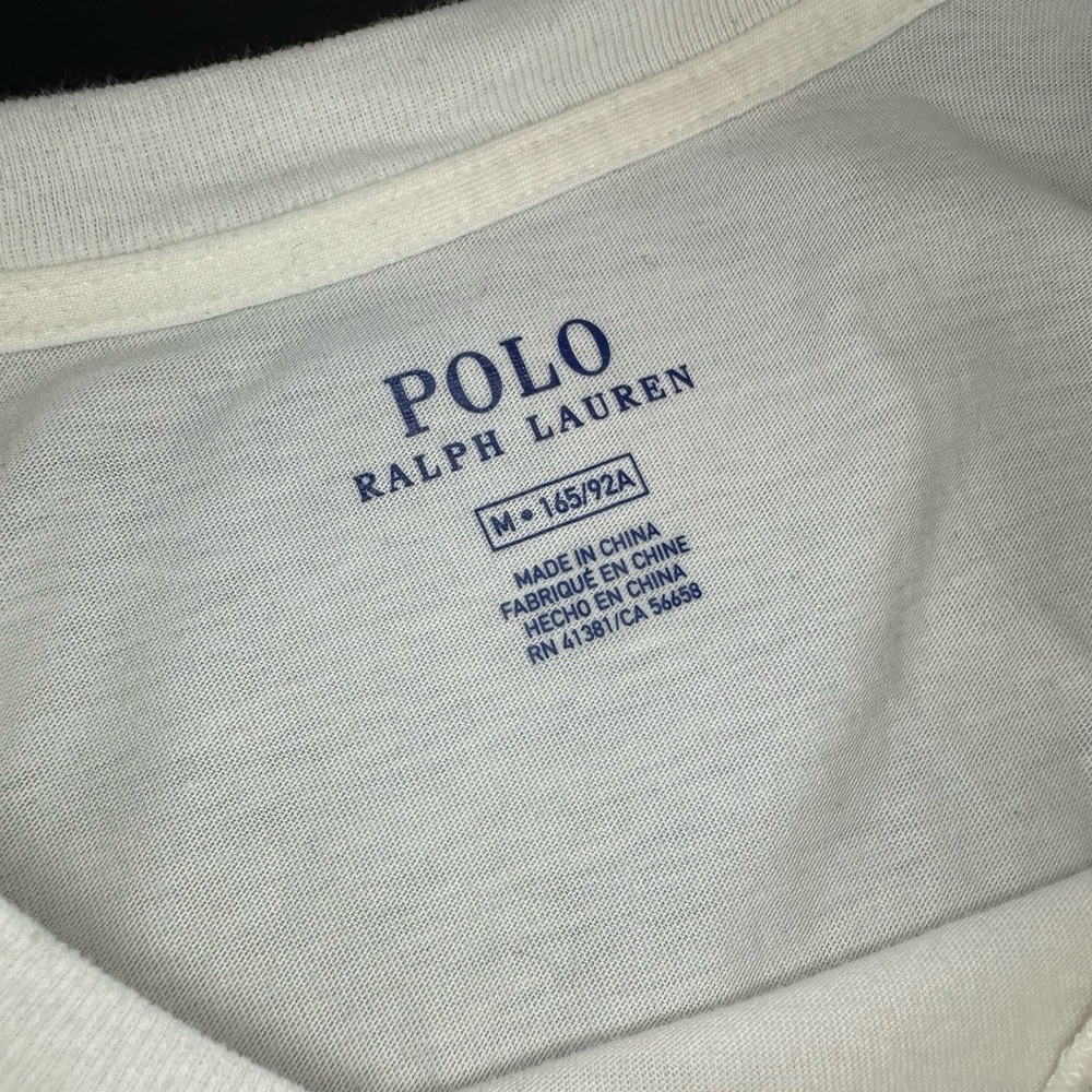 Polo Ralph Lauren white floral graphic tee in a woman’s Size Medium 💐 - Picture 6 of 7